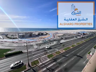 ارقي غرفتين وصاله اول ساكن اطلاله بحريه مع باركن مجانا و شهر مجانل و غاز مركزي علي كورنيش عجمان مباشره