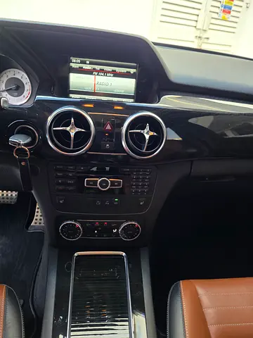 2014 Mercedes-BENZ GLK — миниатюра 14