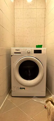 Whirlpool Front Load Washing Machine - little stains