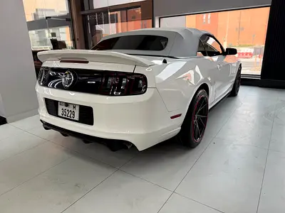 صورة 2 لـ 2013 FORD MUSTANG