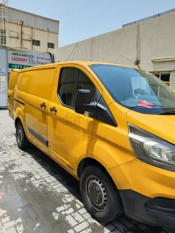 Ford Transit Custom 330L 2019 - Reliable Cargo Van