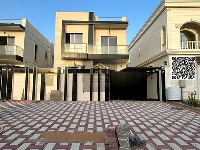 فيلا عائلية واسعة 5 غرف ماستر وغرفة خادمة للبيع في منطقة المويهات 2، عجمان – جاهزة تماماً ومع كافة الخدمات (ماء، كهرباء، وتكييفات)!  فرصة عقارية ممتاز