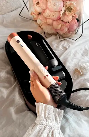 Dyson-style Hair Styler / Airwrap with Multiple Attachments - Excellent Condition