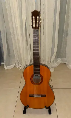 Yamaha - CM40 - Acoustic Guitar
