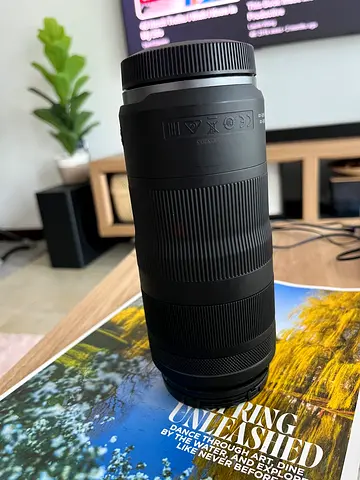 Canon RF 100-400mm f/5.6-8 IS USM Telephoto Zoom Lens