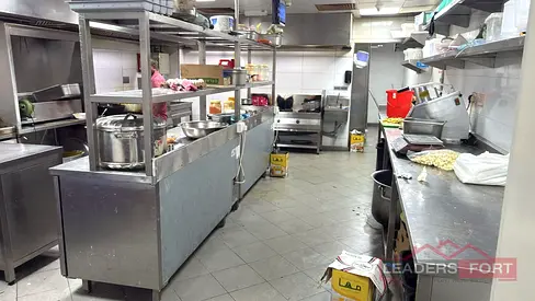 Prime Restaurant & Retail Shop | 1,968 Sq. Ft.