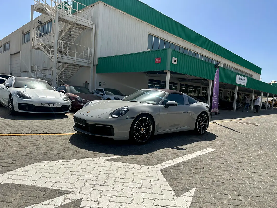 2023 بورشه 911