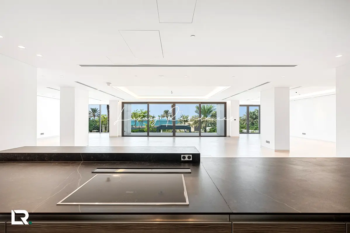 ** Brand New | Sea and Sunset Views **