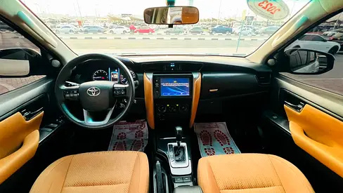 2023 Toyota FORTUNER — фото 9