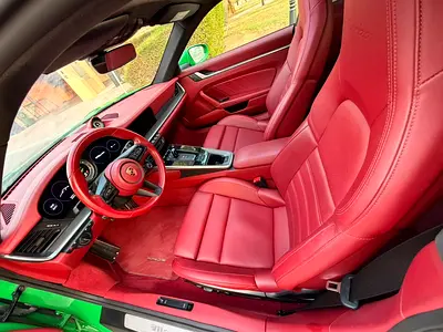 2023 Porsche 911 — миниатюра 8
