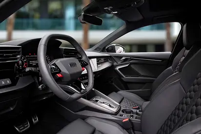 صورة 9 لـ 2025 AUDI RS3