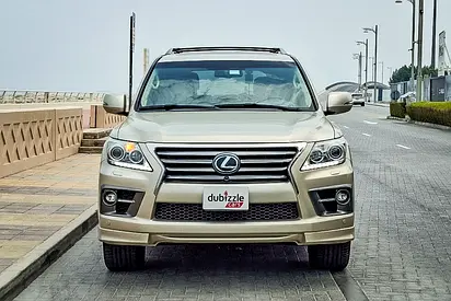 2015 Lexus LX-SERIES 照片 2