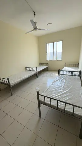 Executive Bed Space Available for Male (850) – Greece Cluster, International City