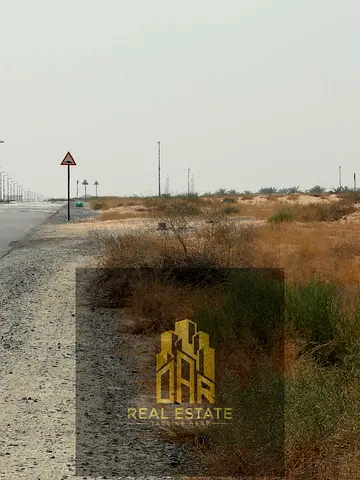 فرصة استثمارية مميزة في الرويضات – عذيب امتلك أرضًا تجارية مميزة في موقع استراتيجي بمنطقة الرويضات – عذيب، ضمن منطقة واعدة ومناسبة لمختلف المشاريع التجارية والاستثمارية