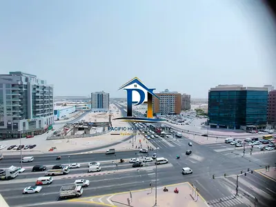 WALL MAINTAINED LUXURY 2BHK APARTMENT AVAILABLE WITH ALL AMENITIES