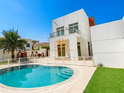 Spacious 5BR Villa| Private Pool & Garden |Prime