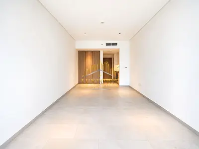 Luxurious Tower-Huge Layout-Near Downtown