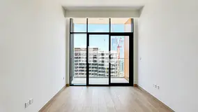 Vacant | Stunning Beachfront View | Multiple Cheques