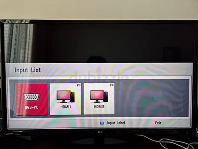LG LED Monitor Tv 32" Excellent condition for sale.
