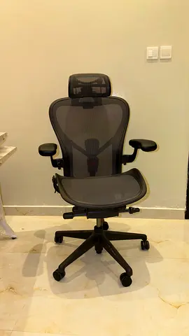 Herman Miller Aeron Remastered Size C + Headrest | Excellent Condition