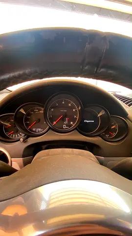 صورة 4 لـ 2013 Porsche CAYENNE