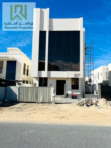 Commercial Villa in Al Yasmeen – 3 Floors (G+2) with Elevator, Fully Fitted for All Business Activities (Offices / Hospitals / Clinics) in a Prime Loc