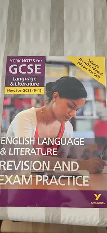 York Notes for GCSE English Language & Literature Revision and Exam Practice (New for GCSE 9-1)