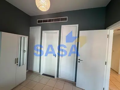 Corner Unit | Vacant | Ready to move