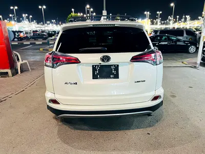 2018 Toyota RAV 4 — миниатюра 4