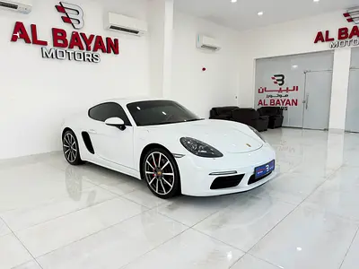 Porsche 718 Cayman 2017 GCC Specs - Low Mileage - Pristine Condition