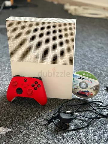 Xbox One S (Slim) with controller and Forza Horizon disc - Good condition