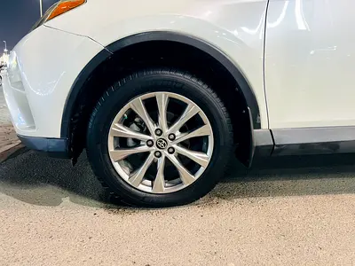 2018 Toyota RAV 4 — миниатюра 14