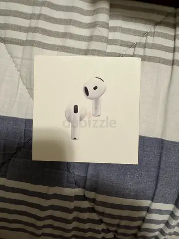 Airpods 4 with Active Noise Cancellation