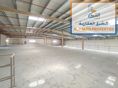 مستودع 31,000 قدم | 2 ميزانين | خلف السوق الصيني | كهرباء 100 كيلوواط | جاهز للإيجار
