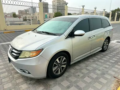 Honda Odyssey 2015 Touring | GCC Specs | Well Maintained