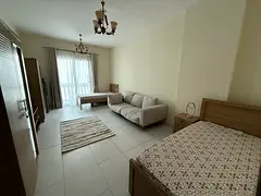 Roommate (sharing room)