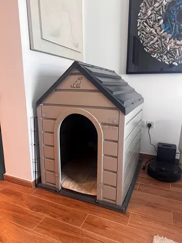 Dog house