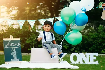 UNLIMITED PHOTOS AND EDITED PHOTOS AND REELS VIDEO!! JUST FOR 350/-DHS.
