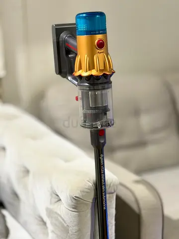 Dyson V12 submarine vacuum cleaner. For sell