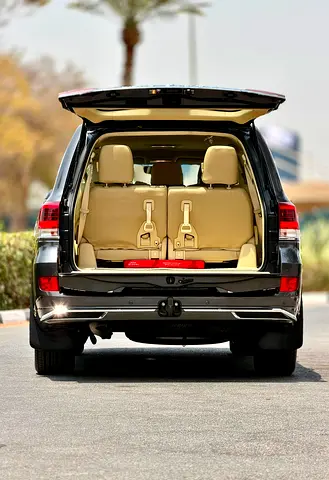 صورة 8 لـ 2017 Toyota LAND CRUISER