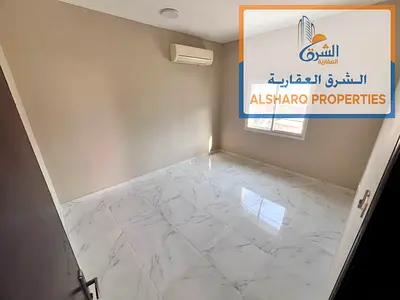الراشديه 3 عجمان _تكييف سبيلت _قريب من جيع الخدمات _علي بعد خطوات من كورنيش _سكن عائلات _تشطيب ممتاز