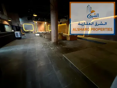 الجرف 2  يصلح اي نشاط تجاري  مساحة حوالي 6000 قدم  ميزانين مجهز بكامل  وباركينج متوفر تكيف مركزي  350 الف ايجار سنوي  250 الف خلو للمكان  تشطيب جديد و