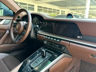 صورة مصغرة 10 لـ 2024 Porsche 911