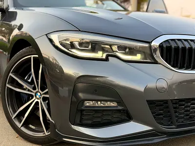 BMW 3 Series 330i, миниатюра 14