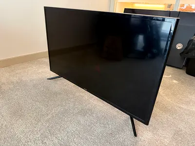 40 inch Samsung Full HD LED TV - Barely Used