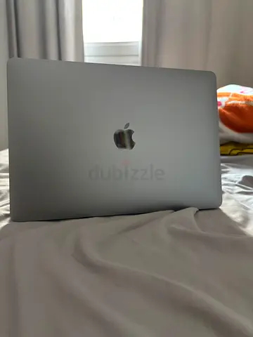 MacBook Air M1 (2020, bought in 2023)