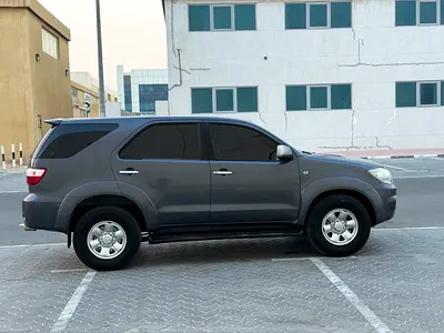 2009 Toyota FORTUNER — фото 6