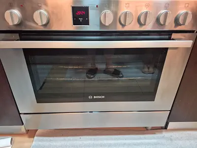 Cooker ceramic Bosch like new