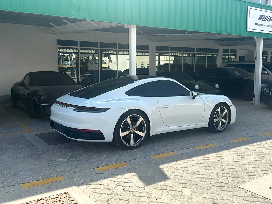 بورشه 911 2024