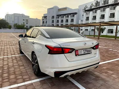 2022 Nissan ALTIMA — миниатюра 4
